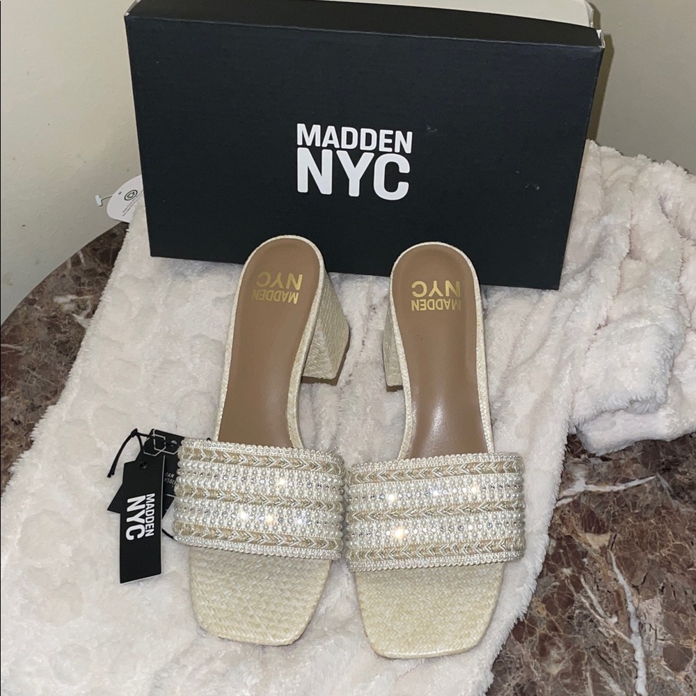 Madden NYC Women's Gold Heeled Sandals size 10 New